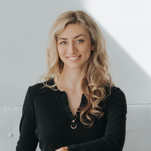 Meet your Posher, Lexa - Picture 1 of 1